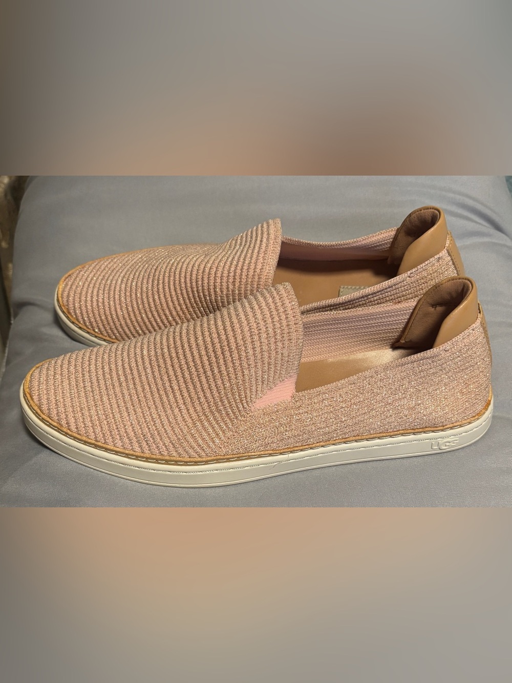 UGG Women's Slip-On Knit Loafers in Blush Size 9